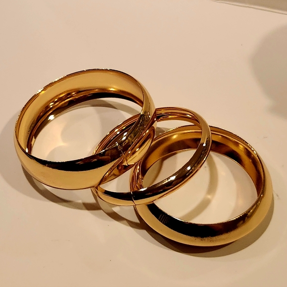 3 Round Chunky Bracelets. Smooth metal.Bangles Trendy Designe. Hupoallergenic - Picture 11 of 13